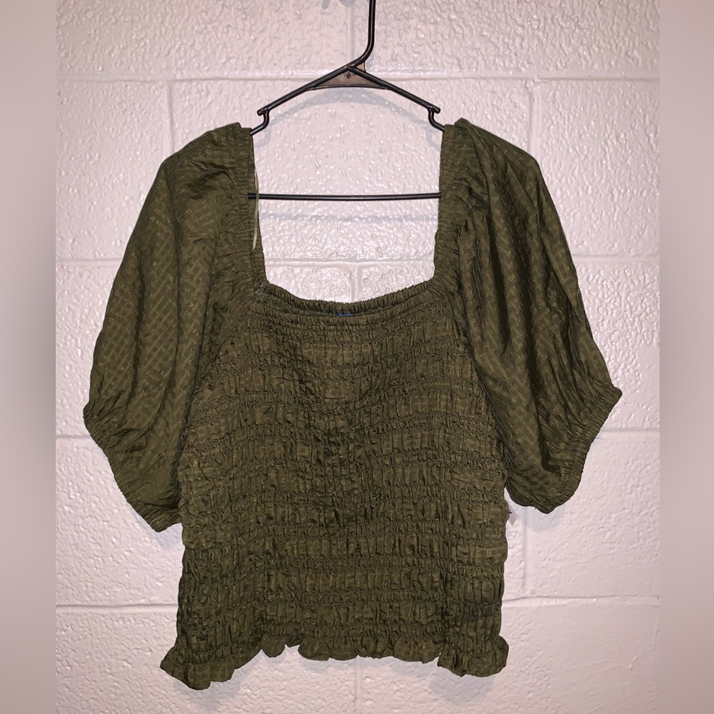 Old Navy olive green top